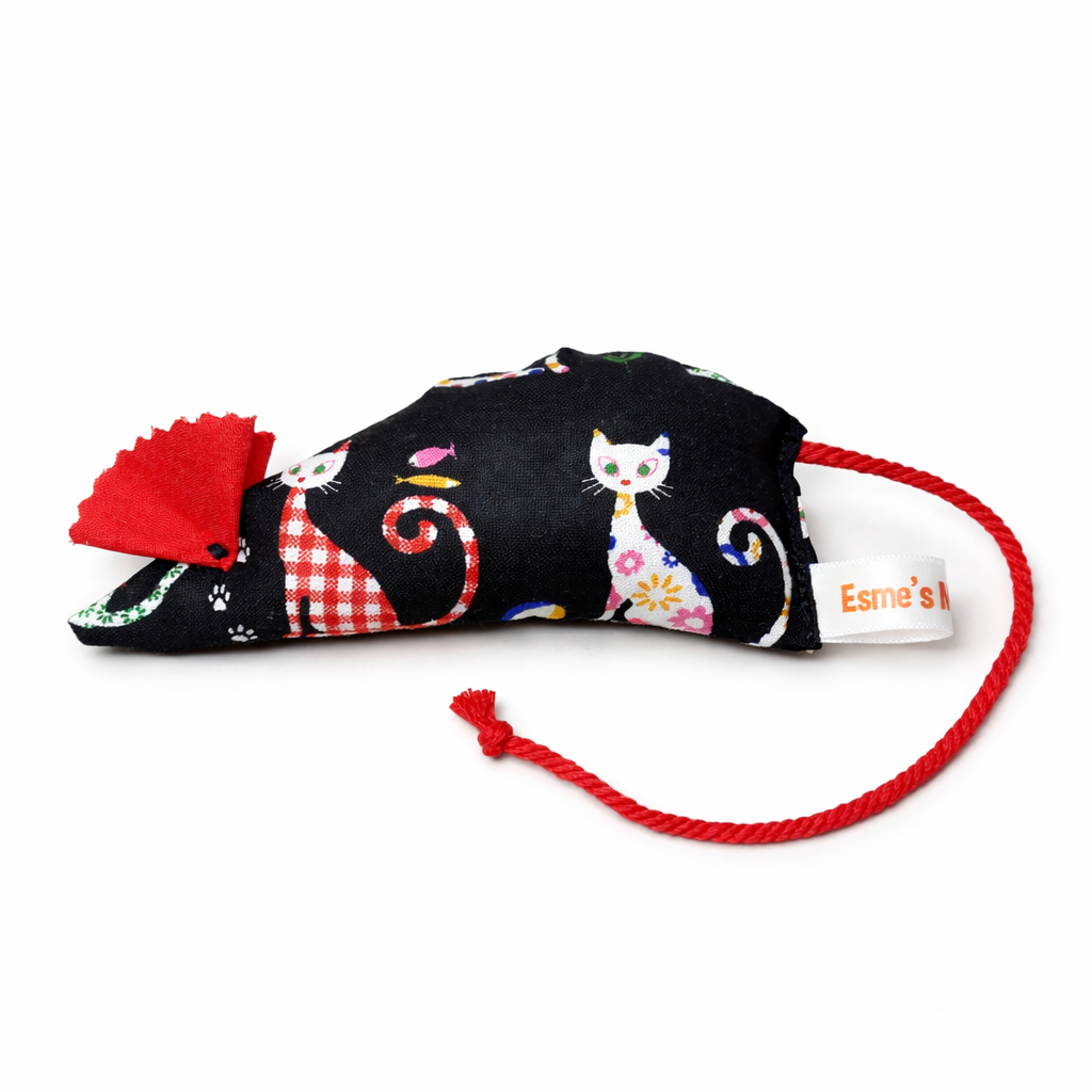 Handmade Organic Catnip Mouse Toy – 100% Natural Cat Toy with Rope Tail – Interactive Kitten & Cat Play Toy